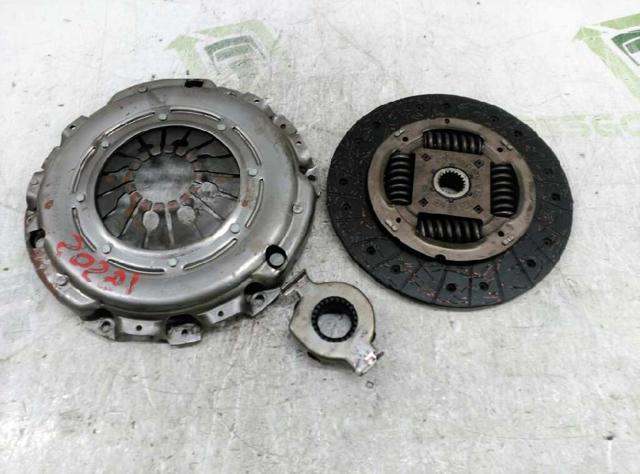 Kit de embraiagem (3 peças) 7701475910 RENAULT