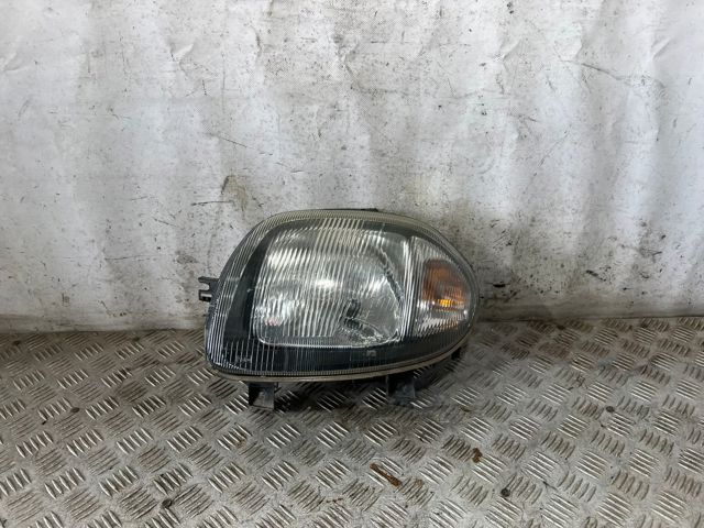 Luz esquerda 7701697617 RENAULT