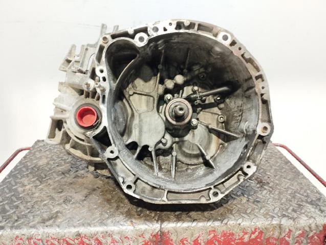 Caixa de Mudança montada (caixa mecânica de velocidades) 7701717852 RENAULT