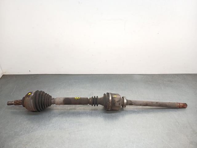 Semieixo (acionador) dianteiro direito 7711134776 RENAULT