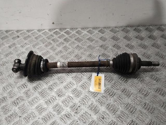 Semieixo (acionador) dianteiro esquerdo 7711135005 RENAULT