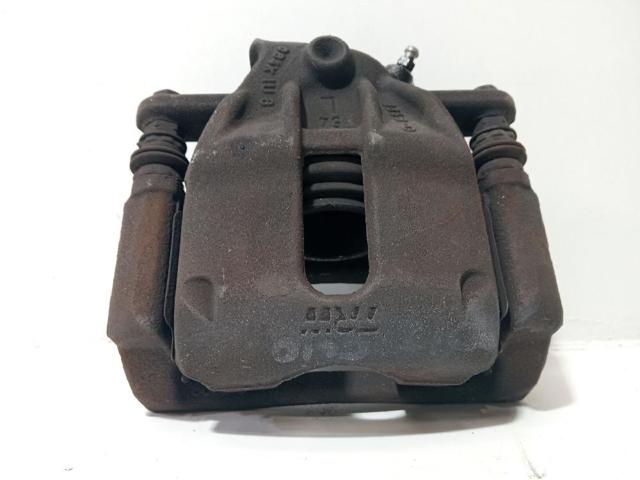 Suporte do freio dianteiro esquerdo 7711368116 RENAULT