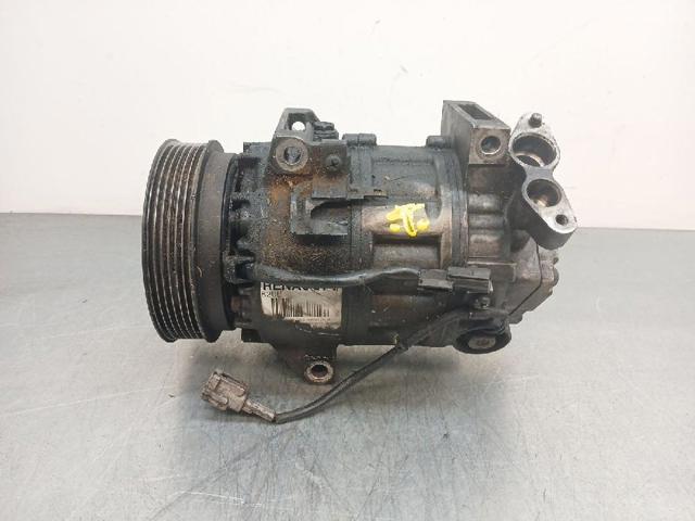Compressor de aparelho de ar condicionado 7711497037 RENAULT