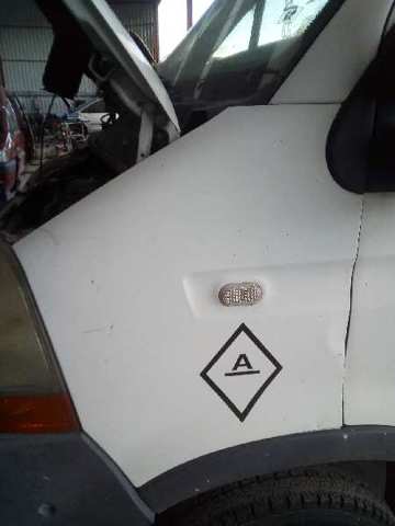 Pára-lama dianteiro esquerdo 7751475533 RENAULT