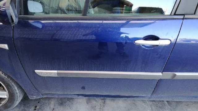 Porta dianteira esquerda 7751477221 RENAULT