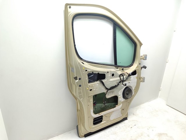 Porta dianteira esquerda 7751478602 OPEL