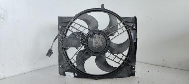Difusor do radiador de esfriamento, montado com motor e roda de aletas 7786009 BMW