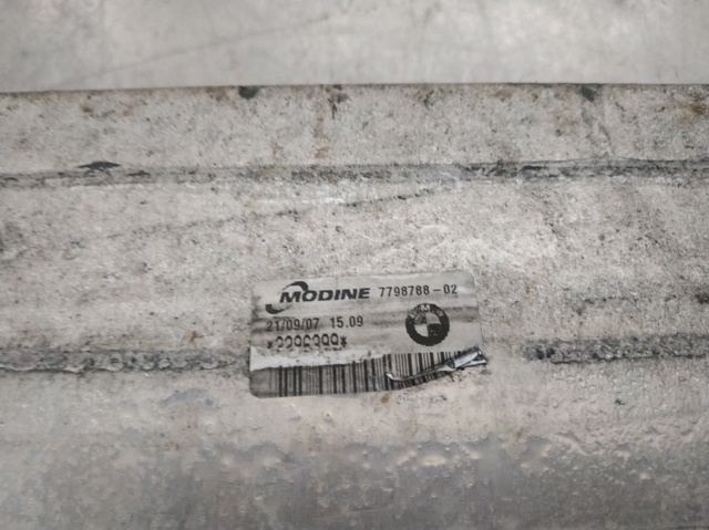 Radiador de intercooler 779878802 BMW