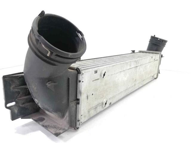 Radiador de intercooler 780068001 BMW