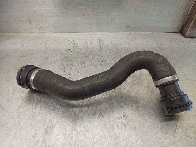 Mangueira (cano derivado) do radiador de esfriamento superior 7808076 BMW