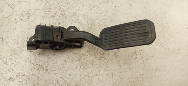7812047050 Toyota