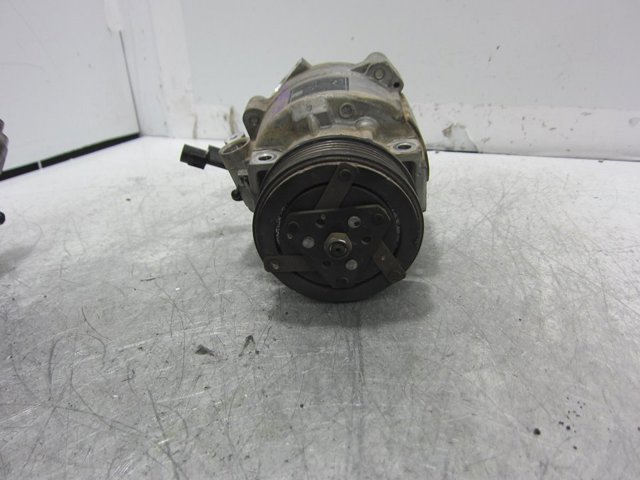 Compressor de aparelho de ar condicionado 7813A974 MITSUBISHI