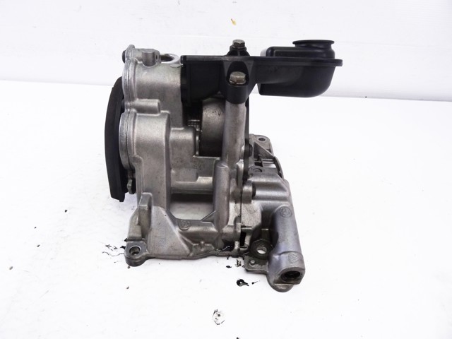 Bomba de óleo 7823009 BMW
