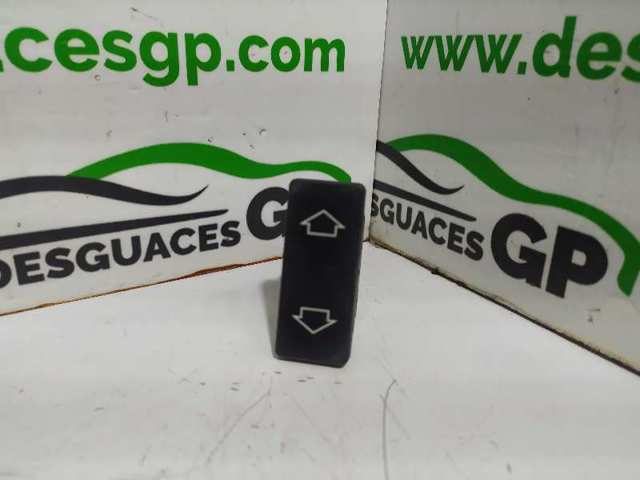 Pára-lama dianteiro esquerdo para Peugeot 205 741A, C