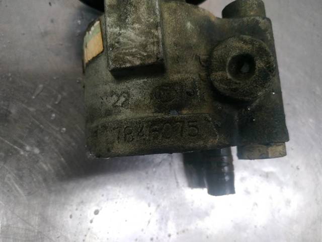 7846075 Renault (RVI)