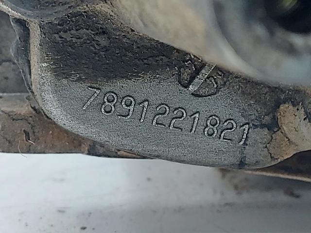 7891221821 Land Rover