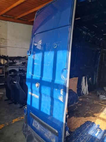 Porta batente traseira esquerda de furgão 7C3827091BR VAG