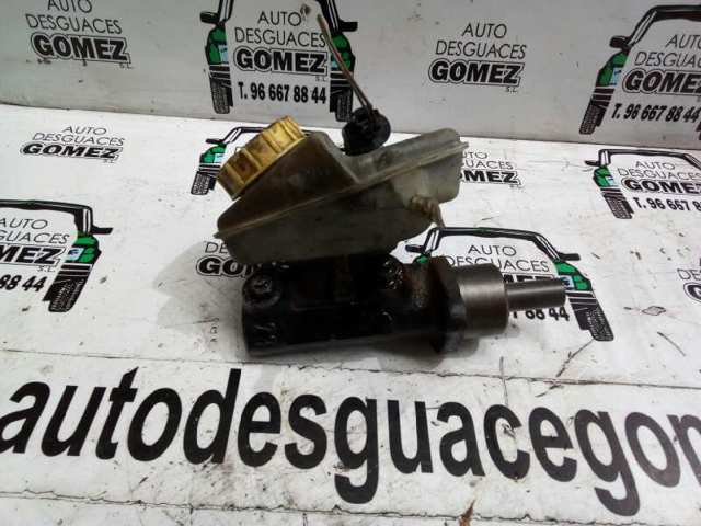 Cilindro mestre do freio 7D0611303A VAG