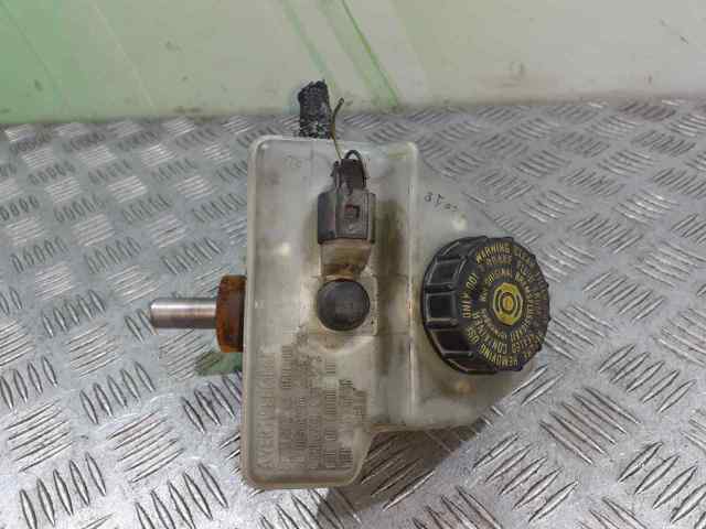 Cilindro mestre do freio 7D0611303A VAG