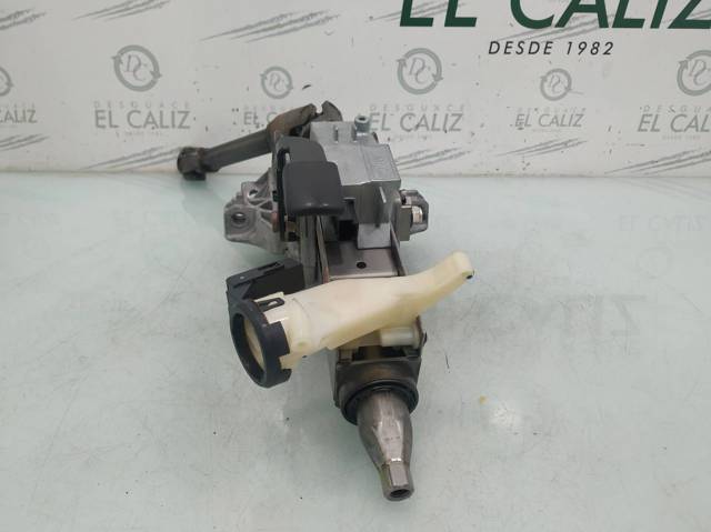 7G913F880 Ford