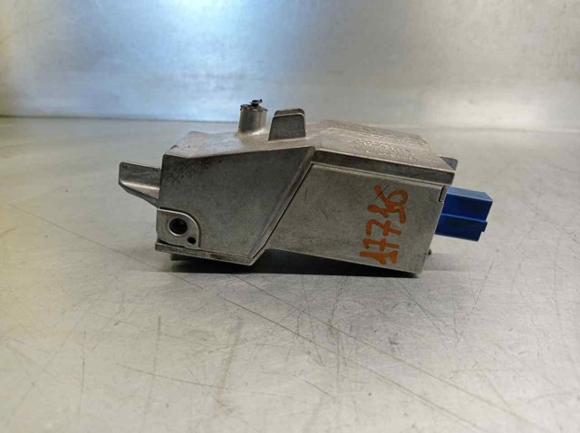 7G913F880 Ford