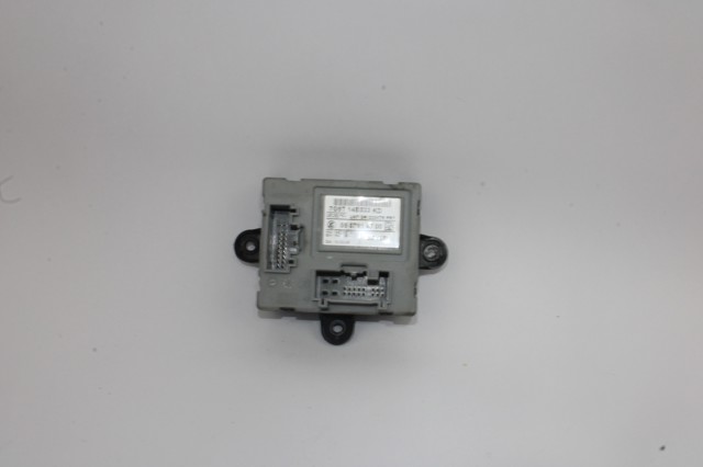 Módulo de conforto da porta dianteira 7G9T14B533KD JAGUAR