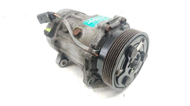 Compressor de aparelho de ar condicionado 7H0820803D VAG