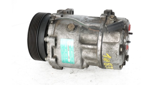 Compressor de aparelho de ar condicionado 7H0820803D VAG
