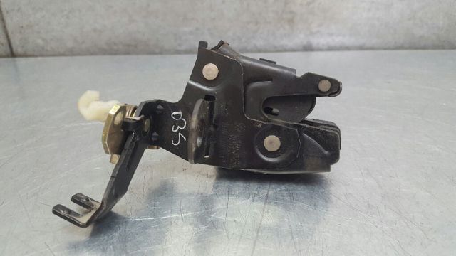 Fecho superior da porta traseira esquerda batente 7H0827161 VAG