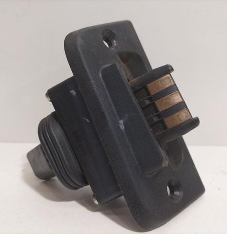 Sensor de fechamento de portas (interruptor de fim de carreira), na porta deslizante 7H0907438B VAG