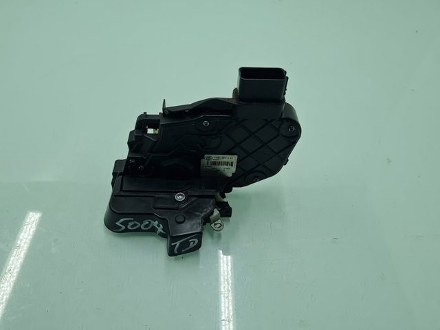 7H5A26412AC Land Rover