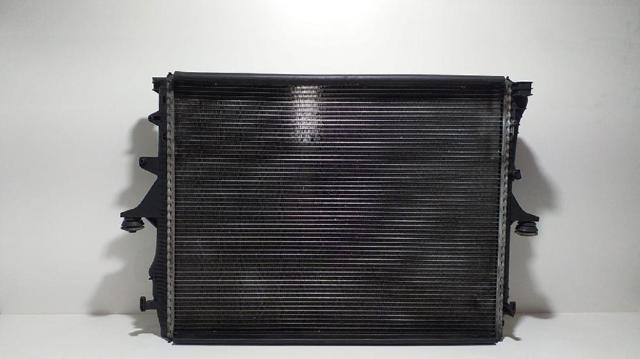 Radiador de esfriamento de motor 7L0121253 VAG