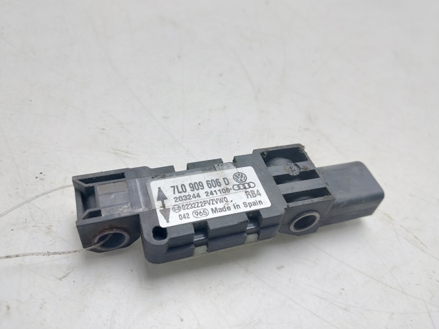 7L0909606D VAG