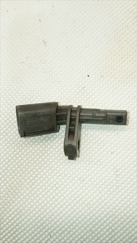 Sensor ABS traseiro esquerdo 7L0927807B VAG