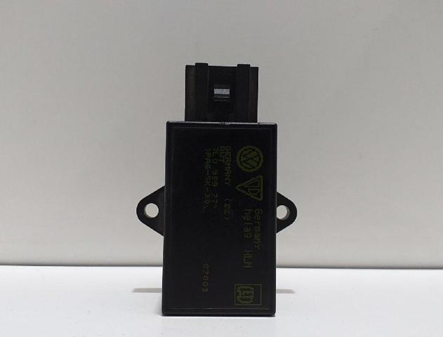 Relê de aquecimento do assento 7L0959772 PORSCHE