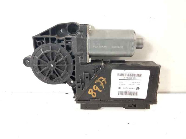 Motor de acionamento de vidro da porta traseira direita 7L0959794A PORSCHE
