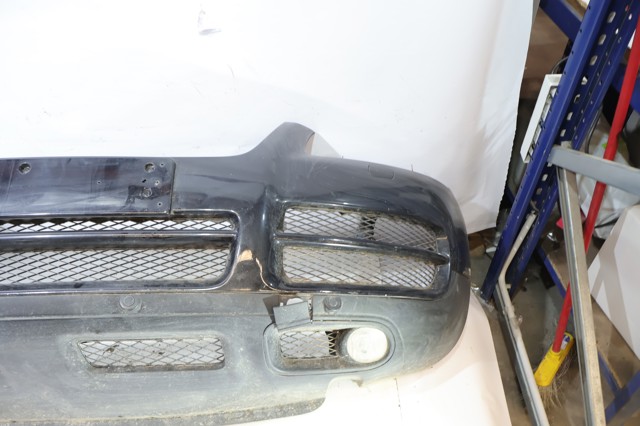 Pára-choque dianteiro 7L6807217AG VAG