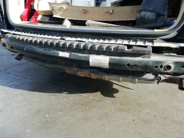 Reforçador do pára-choque traseiro 7L6807309P VAG