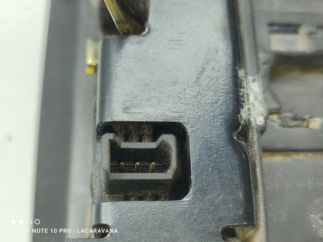 7L6827505D VAG