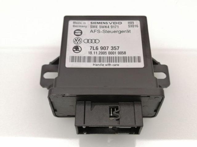 Módulo de direção (Centralina eletrônica) de iluminação adativa 7L6907357 VAG