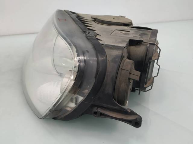 Luz esquerda 7L6941015CE VAG