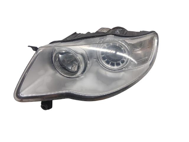 Luz esquerda 7L6941031 VAG