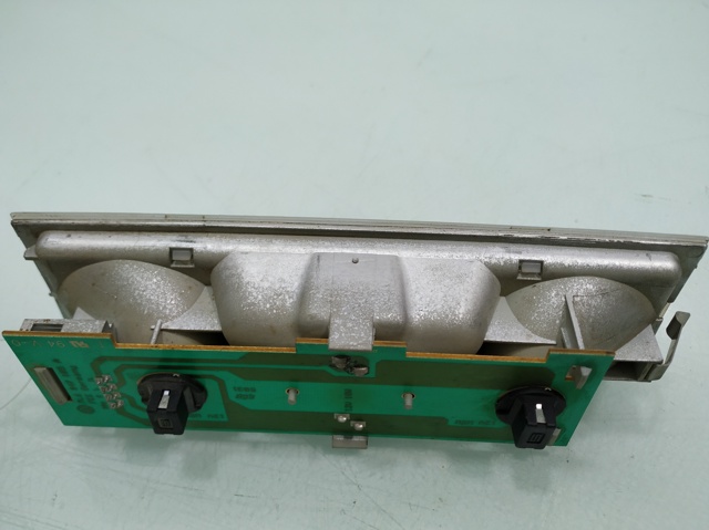 7L6947105A VAG