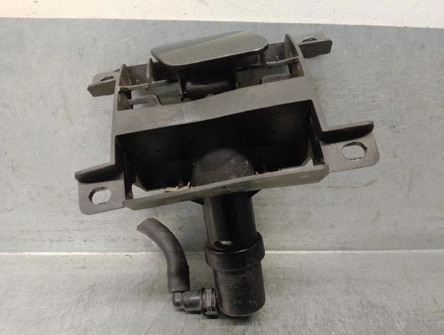 Suporte do injetor de fluido para lavador das luzes (cilindro de elevação) 7L6955978 VAG