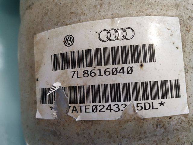 7L8616040 VAG