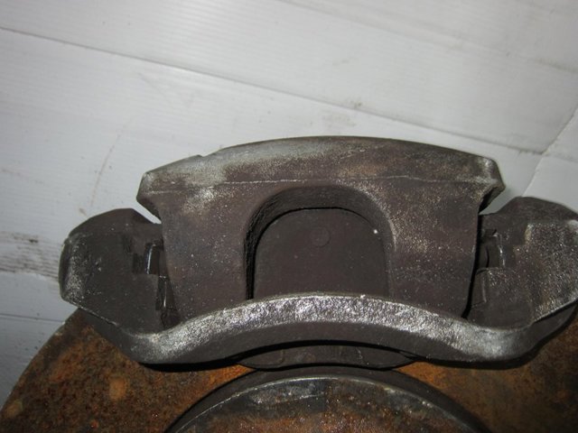 Pistão de suporte do freio dianteiro 7LA615123 VAG