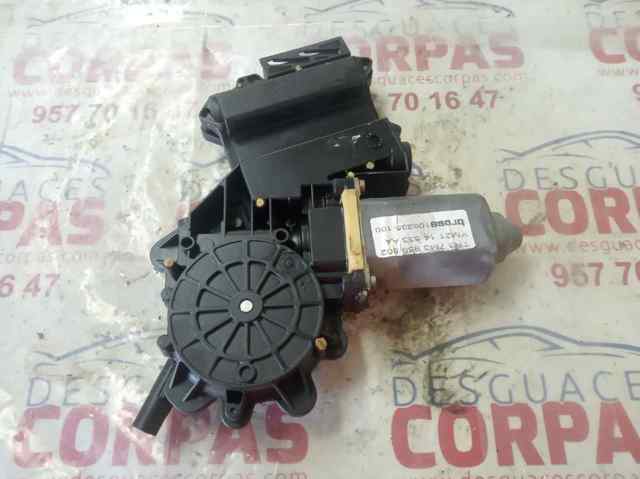 Motor de acionamento de vidro da porta dianteira direita 7M3959802 FORD