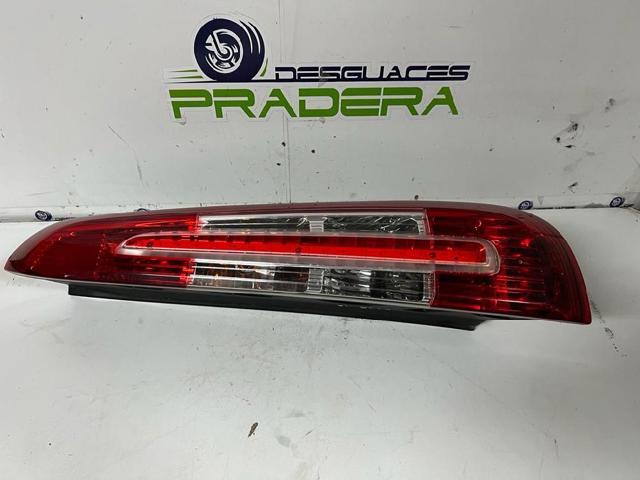 Lanterna traseira direita 7M5113404AK FORD