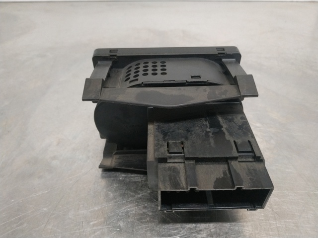 Comutador das luzes no "painel de instrumentos" 7M5T13A024LA FORD