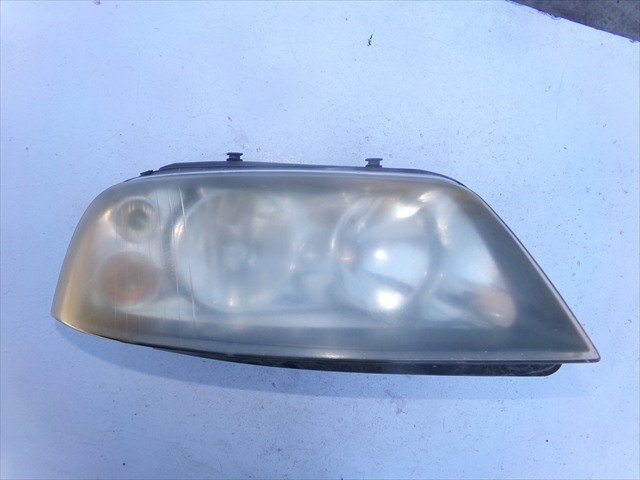Luz direita 7M7941016M VAG